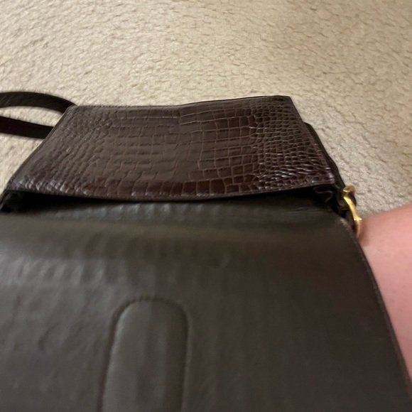 Trademark Croc embossed Leather Bag - Picture 5 of 9